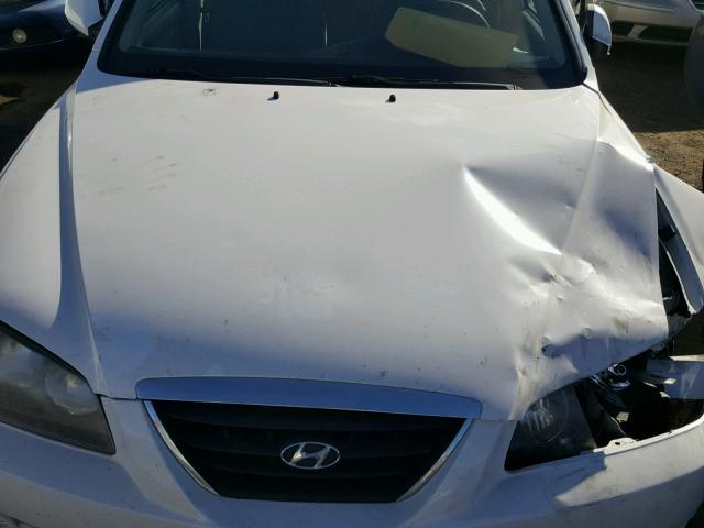 KMHDN46D36U362938 - 2006 HYUNDAI ELANTRA GL WHITE photo 7