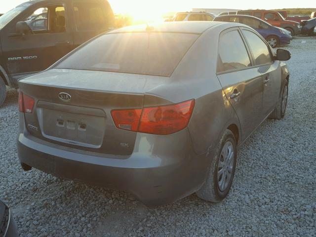 KNAFU4A2XB5398858 - 2011 KIA FORTE EX CHARCOAL photo 4