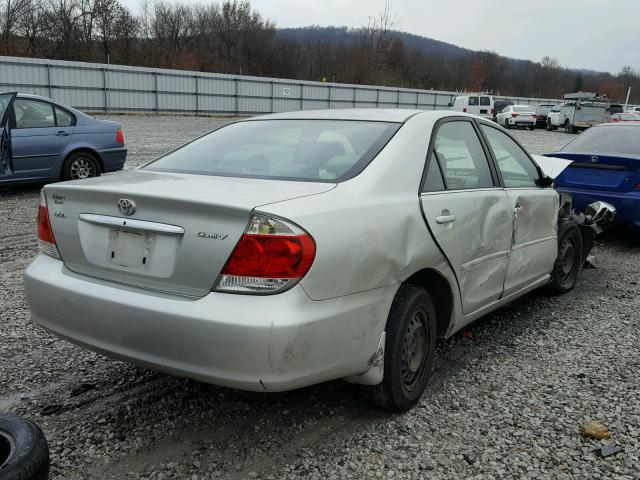 JTDBE32KX53013371 - 2005 TOYOTA CAMRY LE SILVER photo 4