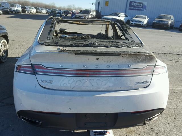 3LN6L2J99FR617704 - 2015 LINCOLN MKZ WHITE photo 10