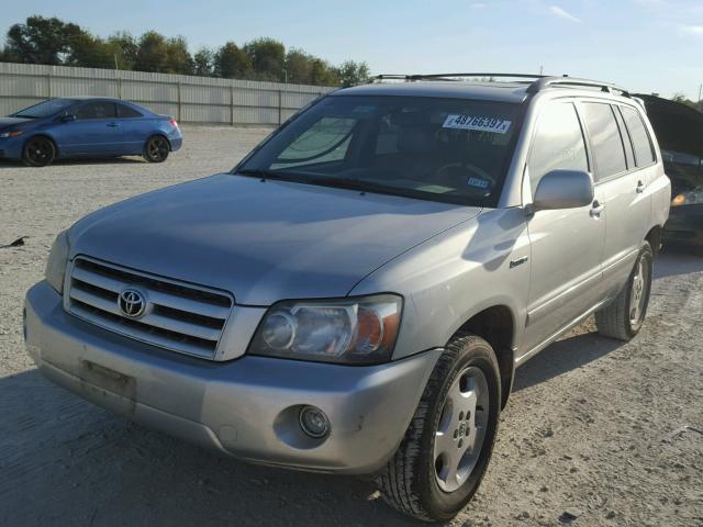 JTEEP21A350077744 - 2005 TOYOTA HIGHLANDER SILVER photo 2