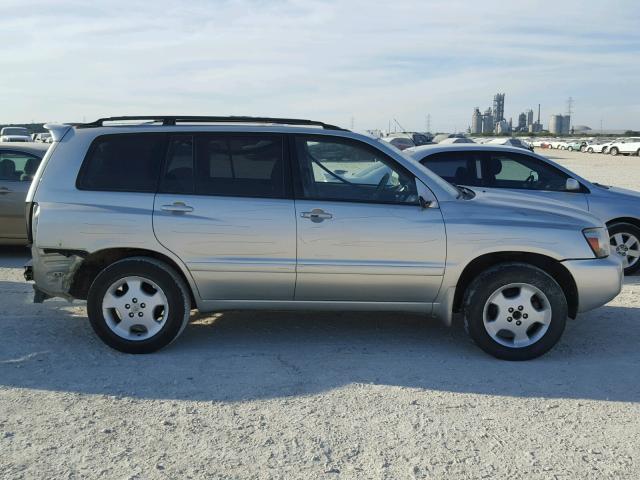 JTEEP21A350077744 - 2005 TOYOTA HIGHLANDER SILVER photo 9