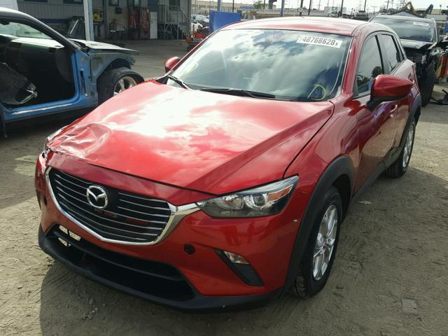 JM1DKDB70J0305934 - 2018 MAZDA CX-3 SPORT RED photo 2