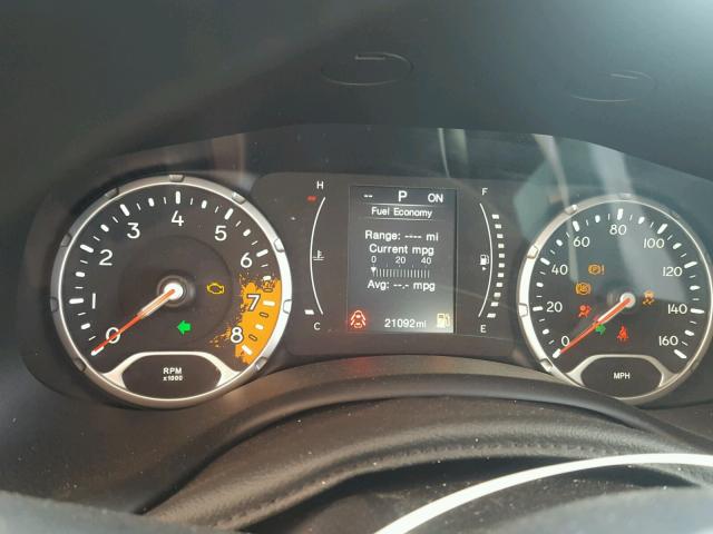 ZACCJAAT3GPC68473 - 2016 JEEP RENEGADE S 银色 照片 8