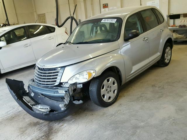 3A8FY48B58T112588 - 2008 CHRYSLER PT CRUISER SILVER photo 2