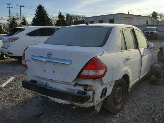 3N1BC1AP1BL405391 - 2011 NISSAN VERSA S WHITE photo 4