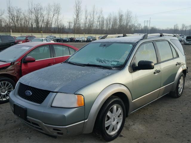 1FMZK01185GA07930 - 2005 FORD FREESTYLE GREEN photo 2