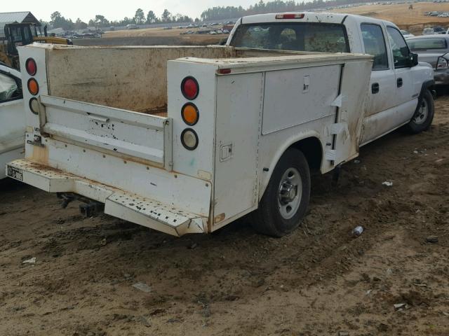 1GBHC23U17F107784 - 2007 CHEVROLET SILVERADO WHITE photo 4