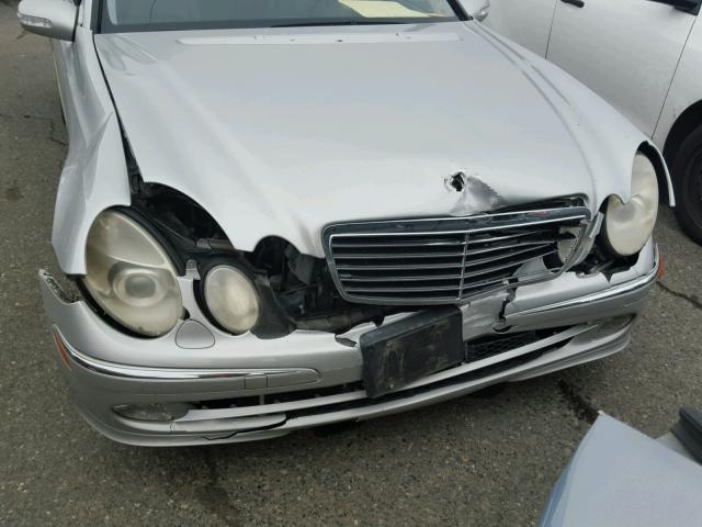 WDBUH83J85X168706 - 2005 MERCEDES-BENZ E 500 4MAT SILVER photo 9