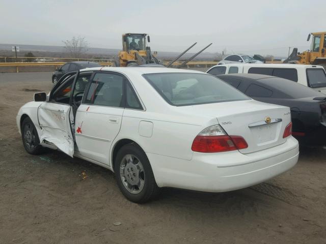 4T1BF28BX3U299966 - 2003 TOYOTA AVALON XL WHITE photo 3