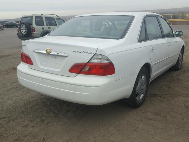 4T1BF28BX3U299966 - 2003 TOYOTA AVALON XL WHITE photo 4