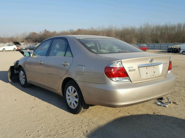 4T1BE30K06U689421 - 2006 TOYOTA CAMRY LE GOLD photo 3