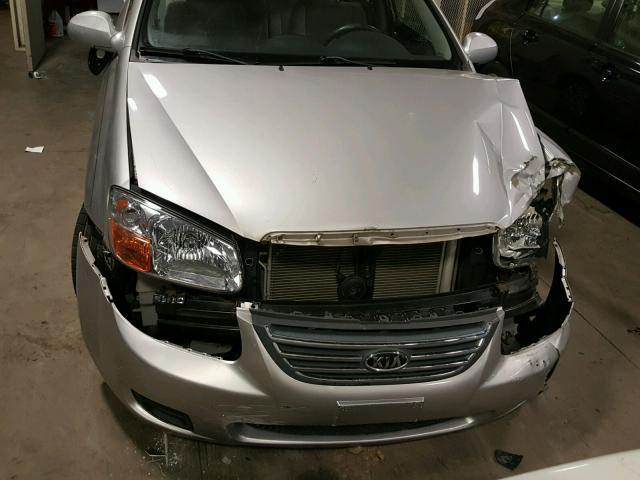 KNAFE121785533465 - 2008 KIA SPECTRA EX SILVER photo 9