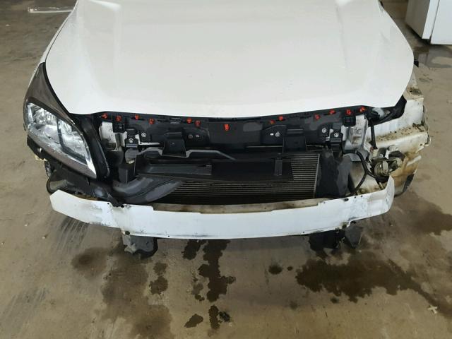 1G11B5SL6FU152703 - 2015 CHEVROLET MALIBU LS 白色 照片 9