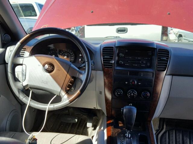 KNDJC733745224840 - 2004 KIA SORENTO EX RED photo 9