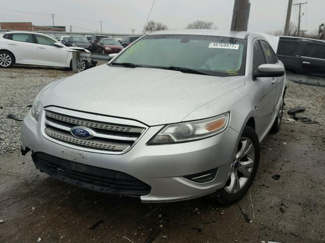 1FAHP2EW8BG156164 - 2011 FORD TAURUS SEL SILVER photo 2