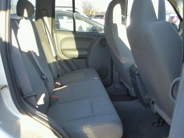 1J4GL48K55W520499 - 2005 JEEP LIBERTY SP SILVER photo 6