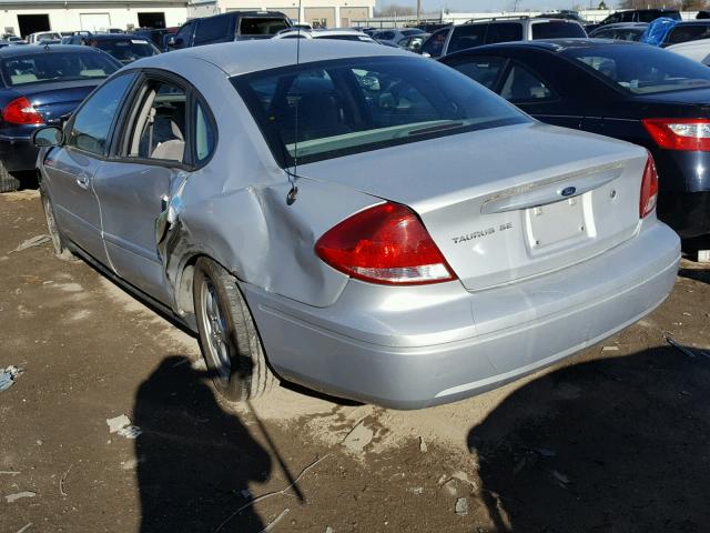 1FAFP53U35A168868 - 2005 FORD TAURUS SE SILVER photo 3