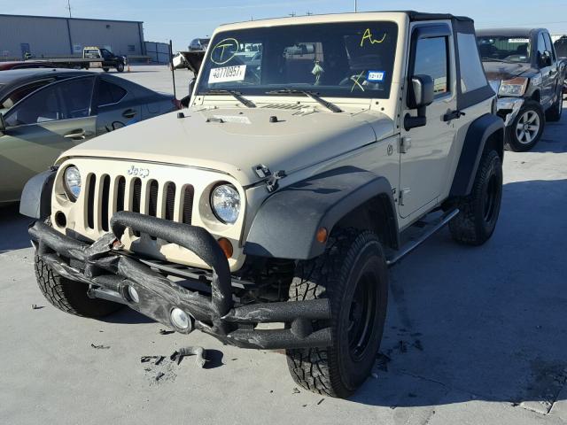 1J4AA2D12BL525640 - 2011 JEEP WRANGLER S CREAM photo 2