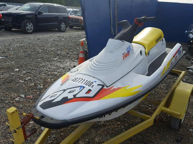 YAMA3580C393 - 1993 YAMAHA JETSKI WHITE photo 2