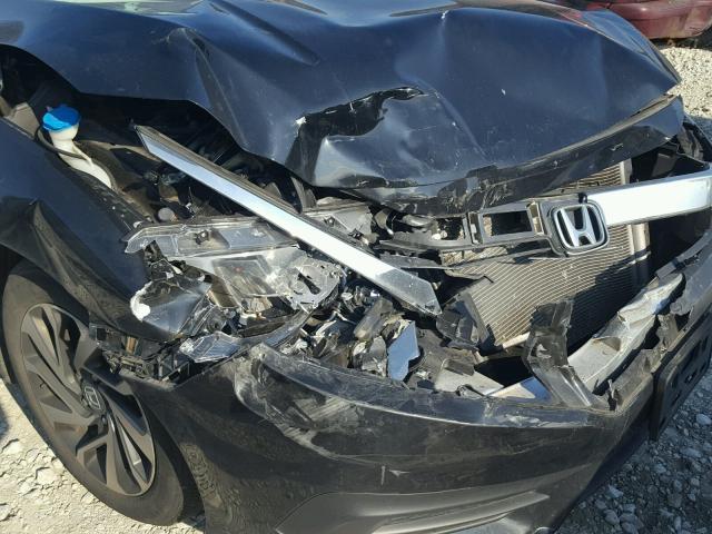 19XFC2F7XGE010652 - 2016 HONDA CIVIC EX შავი ფოტო 9