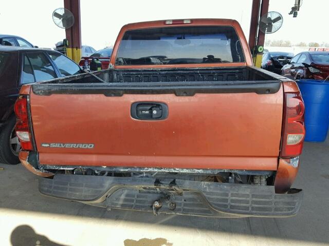 1GCEC14X57Z158172 - 2007 CHEVROLET SILVERADO ORANGE photo 6