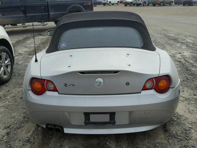 4USBT53483LT20126 - 2003 BMW Z4 3.0I ვერცხლისფერი ფოტო 6