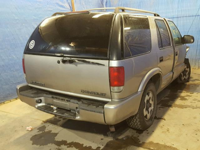 1GNDT13W32K228863 - 2002 CHEVROLET BLAZER BEIGE photo 4