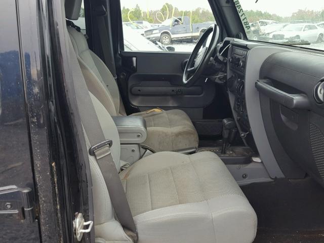 1J4GA59147L138003 - 2007 JEEP WRANGLER S 黑色 照片 5