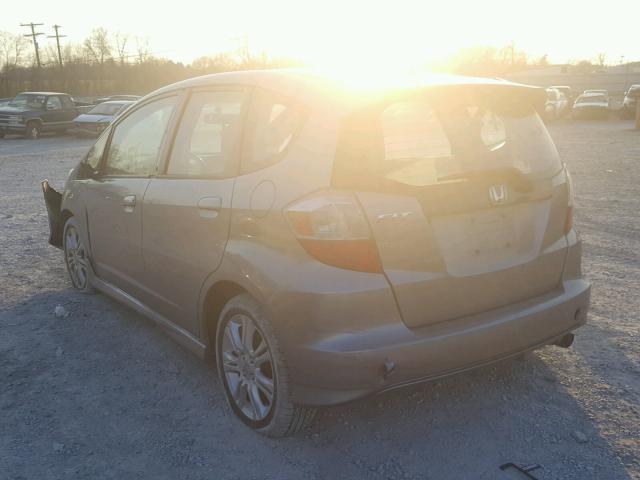 JHMGE88459S035557 - 2009 HONDA FIT SPORT GRAY photo 3