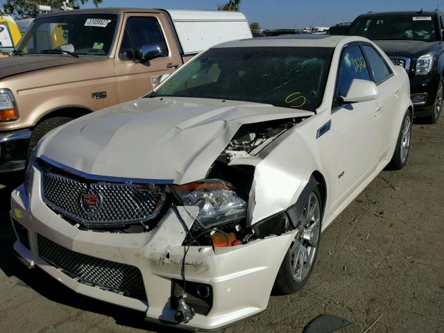 1G6DV5EP6C0110290 - 2012 CADILLAC CTS-V WHITE photo 2