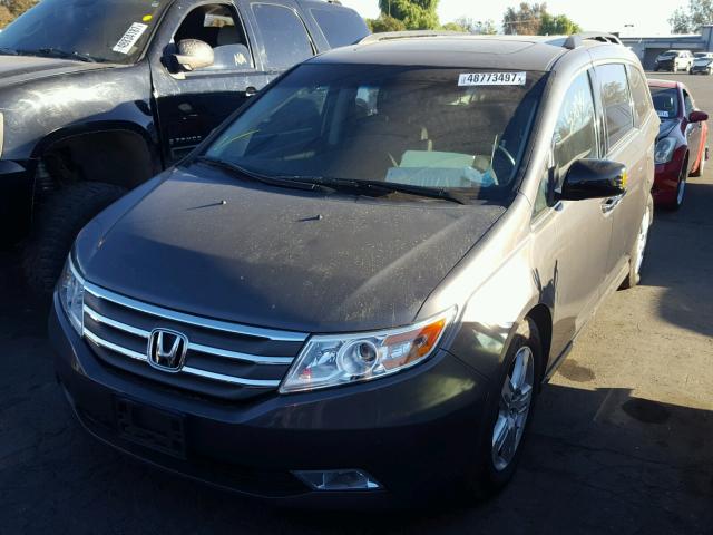 5FNRL5H99DB063331 - 2013 HONDA ODYSSEY TO GRAY photo 2