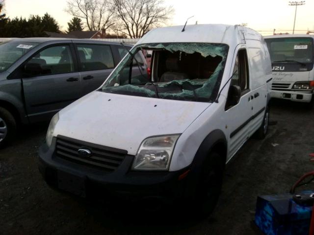 NM0LS7AN8BT045602 - 2011 FORD TRANSIT CO WHITE photo 2