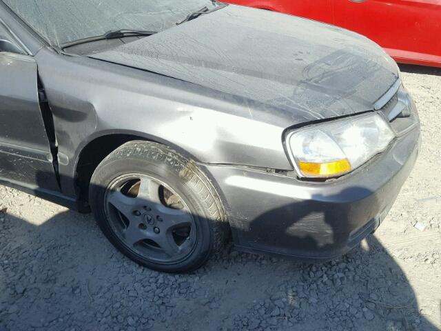 19UUA56643A054652 - 2003 ACURA 3.2TL SILVER photo 9