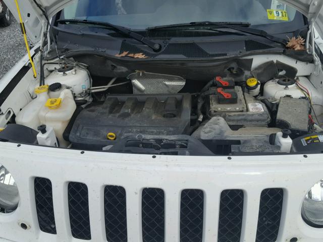 1C4NJRBB1ED591039 - 2014 JEEP PATRIOT SP WHITE photo 7