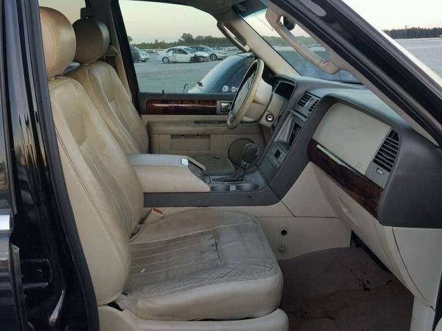 5LMFU27R44LJ22808 - 2004 LINCOLN NAVIGATOR Қара фото 5