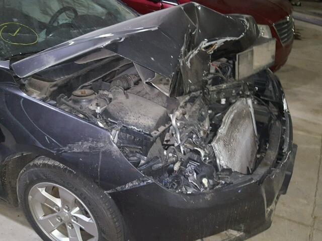 1G11B5SAXDF253596 - 2013 CHEVROLET MALIBU LS GRAY photo 9