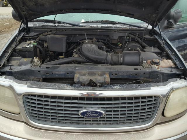 1FMRU18W8WLB28418 - 1998 FORD EXPEDITION BLUE photo 7