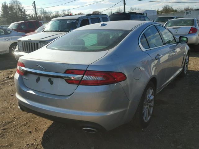 SAJWA0FB1CLS57432 - 2012 JAGUAR XF SILVER photo 4