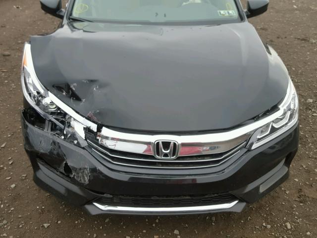 1HGCR2F30HA298623 - 2017 HONDA ACCORD LX BLACK photo 7