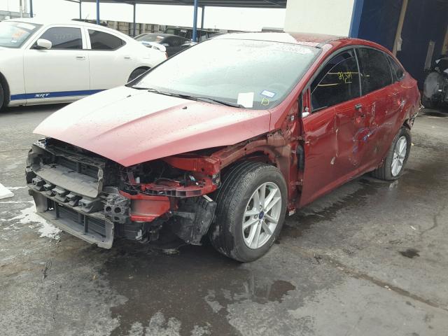 1FADP3F21GL281585 - 2016 FORD FOCUS SE MAROON photo 2