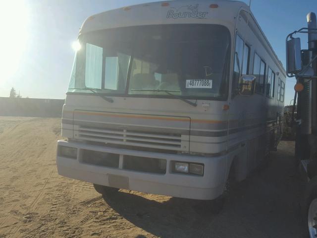 3FCMF53G2NJA01520 - 1992 FORD F530 SUPER BEIGE photo 2