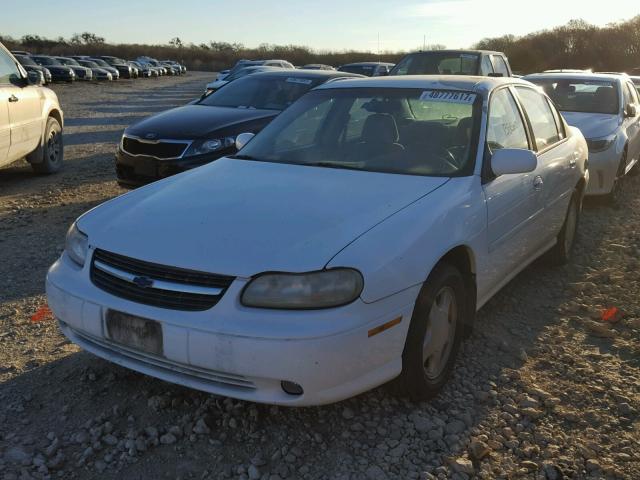 1G1NE52J2Y6327415 - 2000 CHEVROLET MALIBU LS WHITE photo 2