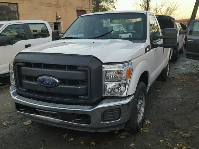 1FTBF2A69DEA13070 - 2013 FORD F250 SUPER WHITE photo 2