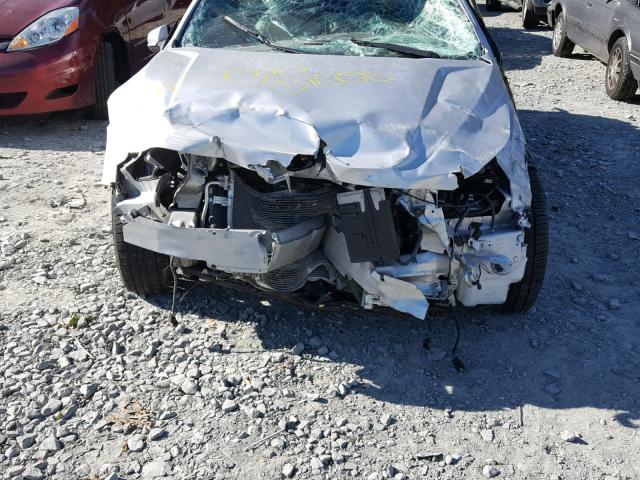 1G11H5SAXDF251474 - 2013 CHEVROLET MALIBU LTZ 银色 照片 9