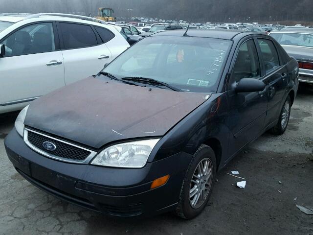 1FAHP34N06W238660 - 2006 FORD FOCUS ZX4 BLACK photo 2