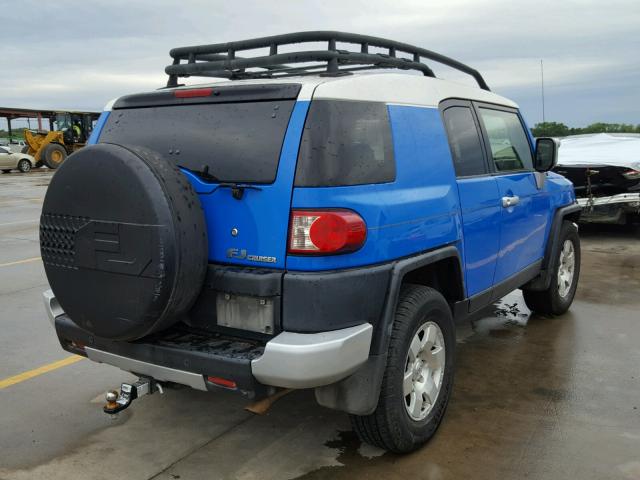 JTEZU11FX70018662 - 2007 TOYOTA FJ CRUISER BLUE photo 4