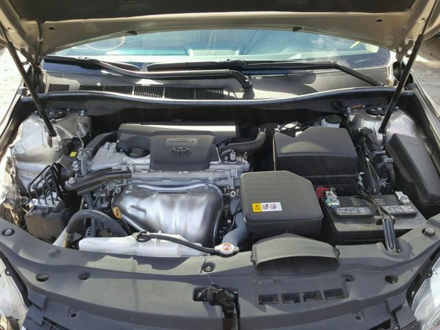 4T1BF1FK3HU273262 - 2017 TOYOTA CAMRY LE ოქროსფერი ფოტო 7