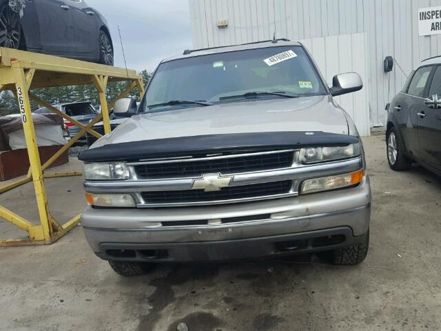 1GNEK13T34J263473 - 2004 CHEVROLET TAHOE K150 GOLD photo 9