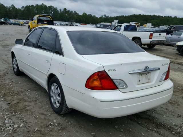 4T1BF28B8YU012969 - 2000 TOYOTA AVALON XL/ WHITE photo 3